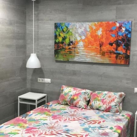 Apartamento A, A 3 Minutos De La Estacion Central De Bus Y Tren Малага Екстериор снимка