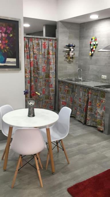 Apartamento A, A 3 Minutos De La Estacion Central De Bus Y Tren Малага Екстериор снимка