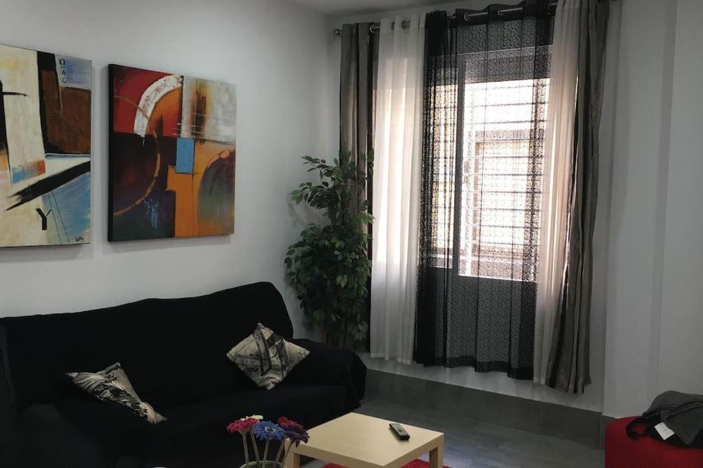 Apartamento A, A 3 Minutos De La Estacion Central De Bus Y Tren Малага Екстериор снимка